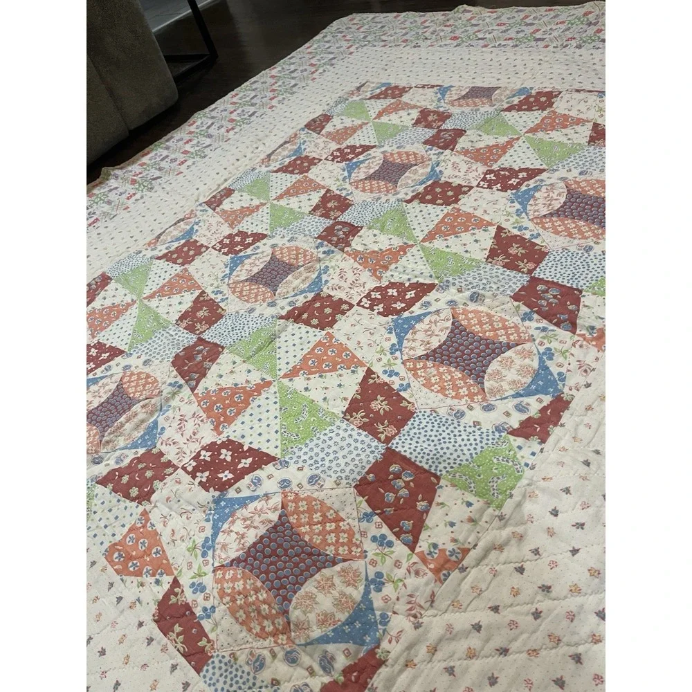 Vtg Handmade Quilt 74x86